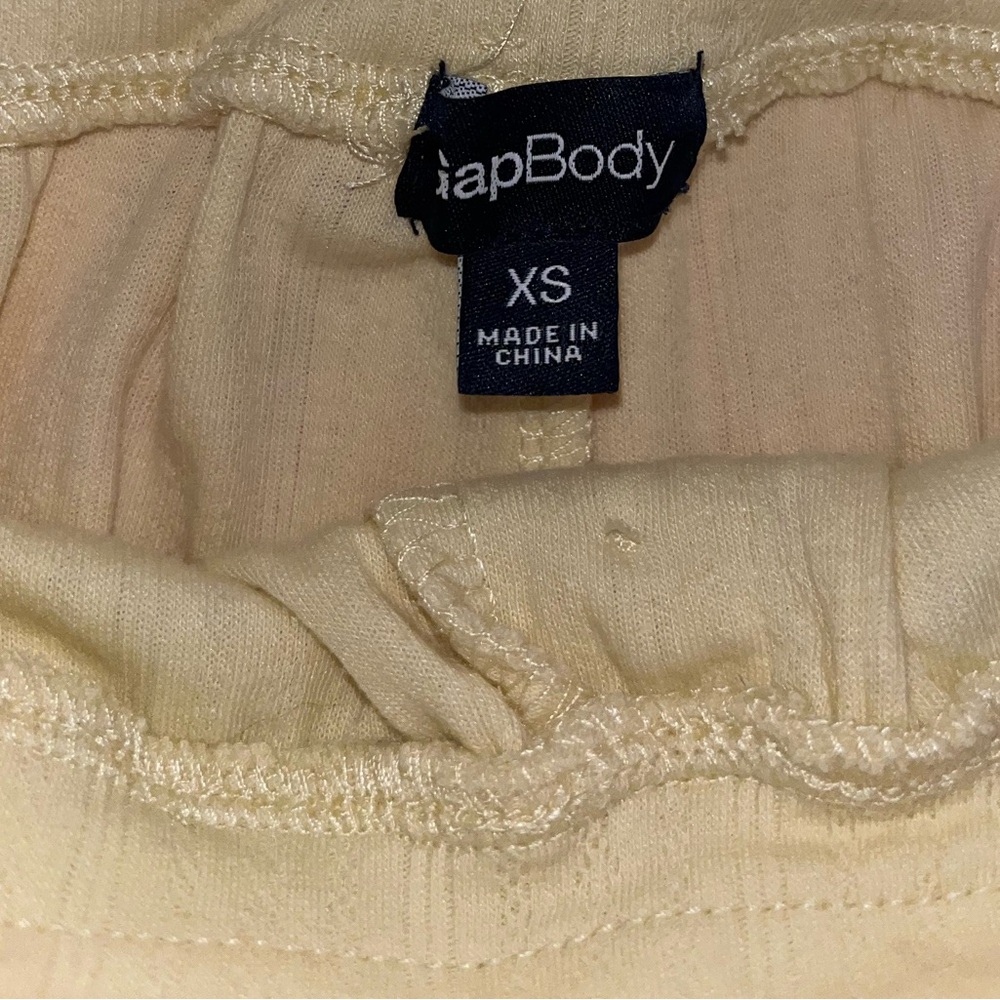 Set of (2) Like-New GAP Pointelle PJ Shorts - Picture 9 of 13